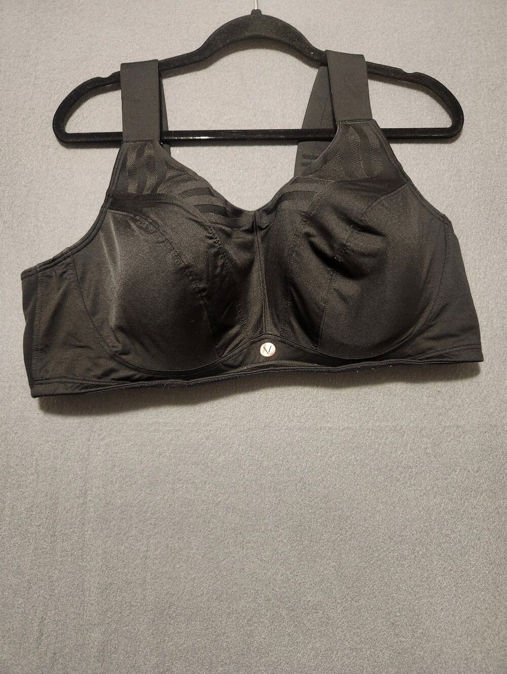 Livi For Lane Bryant Sports Bra Women Size 44DDD Black Activewear